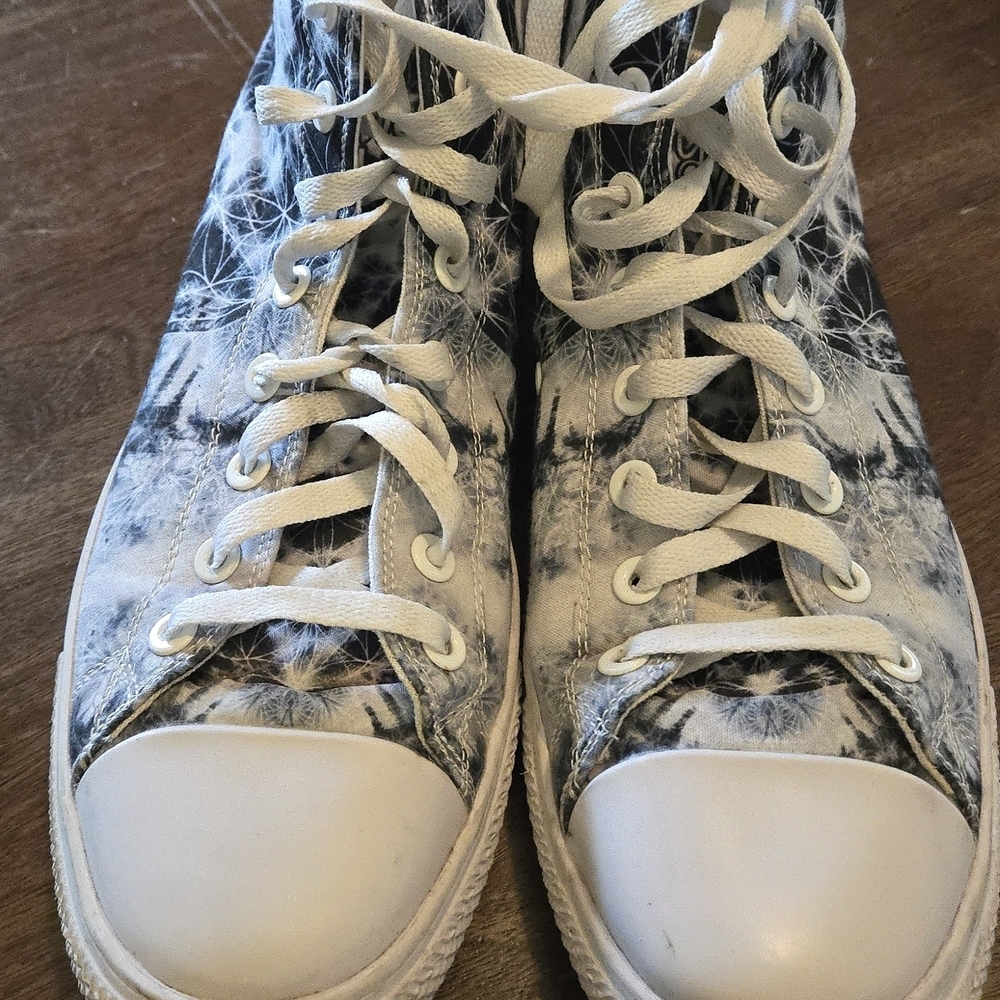 Yes WE vibe Mandolin Black and White High-Top Sneakers - Picture 2 of 5